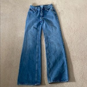 BDG low rise straight leg/ wide leg jeans